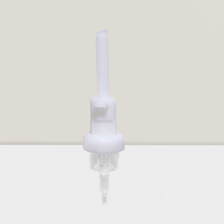 foam pump with clip